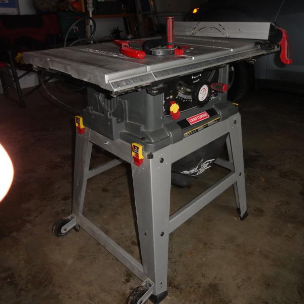 Photo of Craftsman 10" Table Saw.