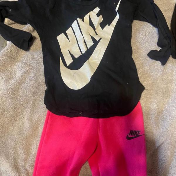 Photo of 3 little girls outfits sold together 