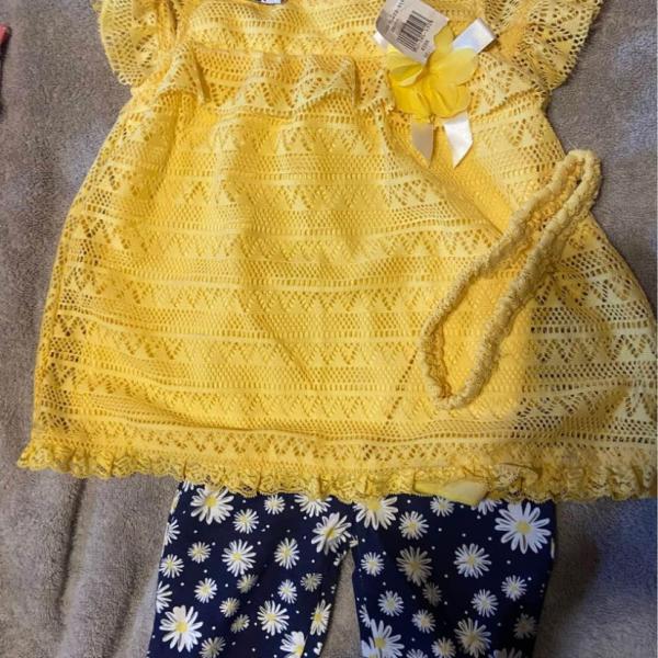 Photo of 5 little girls outfits sold together 