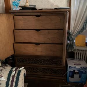 Photo of Free bedroom furniture 