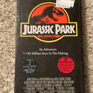 Photo of Jurassic Park FACTORY SEALED VHS  TAPE 1993