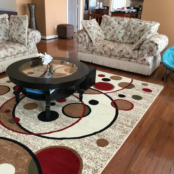Photo of Model home coffee table - Nicely kept