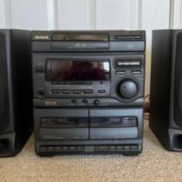 Photo of AIWA Stereo System
