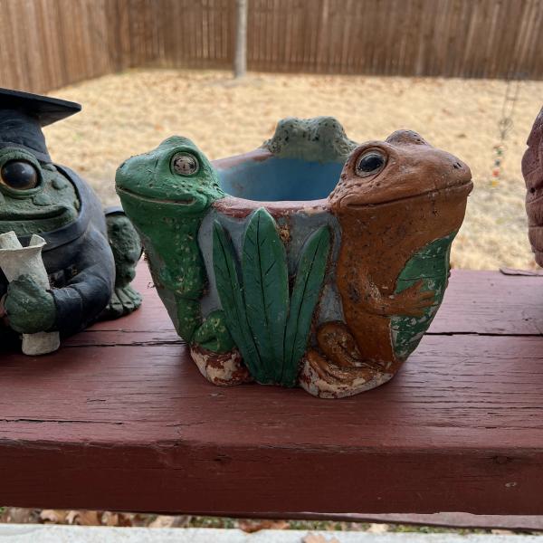 Photo of FUN Cheerful 3 Frog Planter - Your Kids will love it!!
