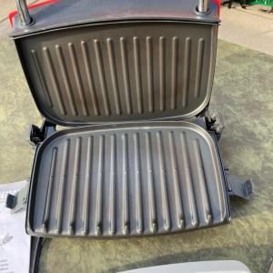 Photo of George Forman  countertop grill