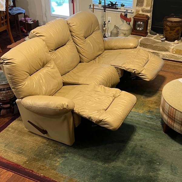 Photo of Beautiful Leather(ette) Recliner Sofa