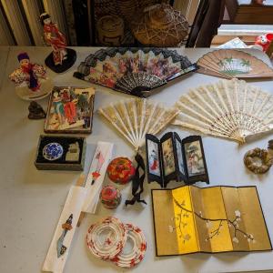 Photo of Wonderful Lot of Asian Items, 4 fans