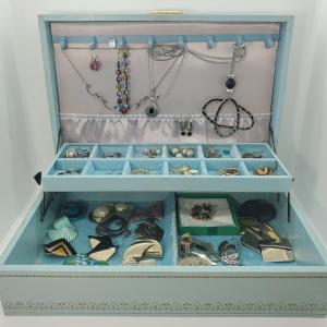 Photo of LOT G117: Costume Jewelry Collection Pierced Earrings & More, NO CLIP ONS