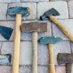 Lot of Axes and Sledgehammers (G-SL)