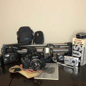 Photo of LOT130M: Miranda Dx-3 35mm Film Camera w/ Case & Manual, Photography Accessories