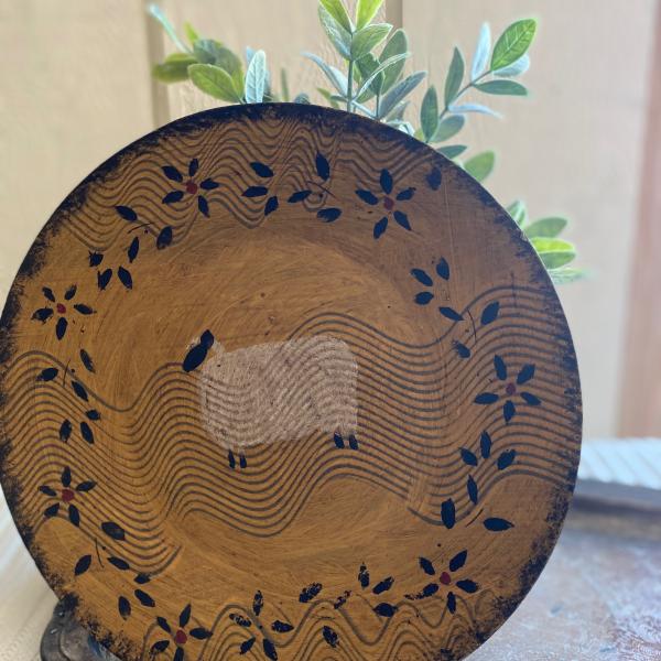 Photo of Primitive wood plate