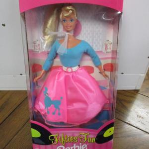 Photo of Fifties Fun Barbie