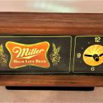 Lot #50  Vintage Miller Beer Light Up Clock
