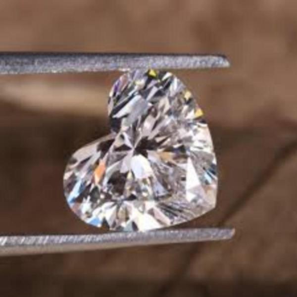 Photo of VS-1 1.25ct Heart Cut Diamond Natural