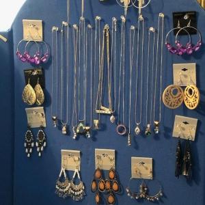 Photo of Earrings - Necklaces