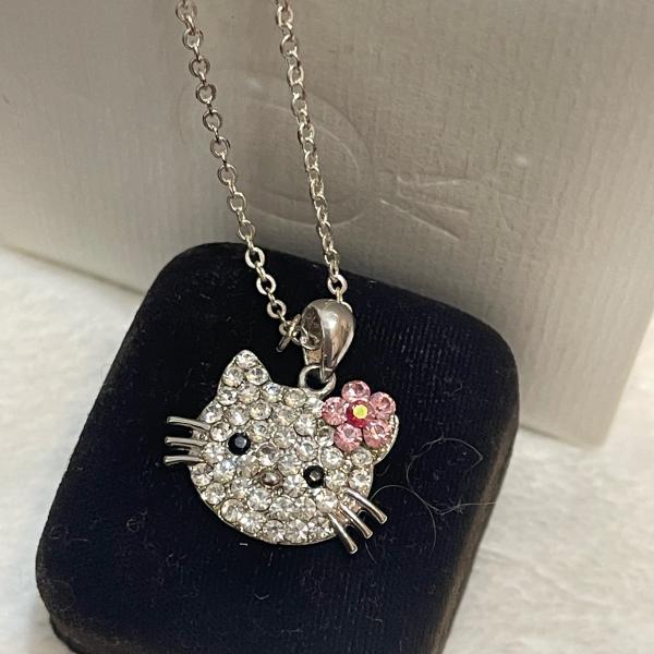 Photo of Hello kitty necklace 