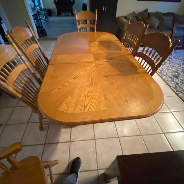 Photo of Oak table and 6 chairs
