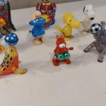 Collection of Vintage Windup Toys includes Snoopy, Woodstock, Smurf, and Others