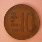 KOREA 1967 10 Won Copper Coin