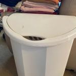 Laundry hamper and towels