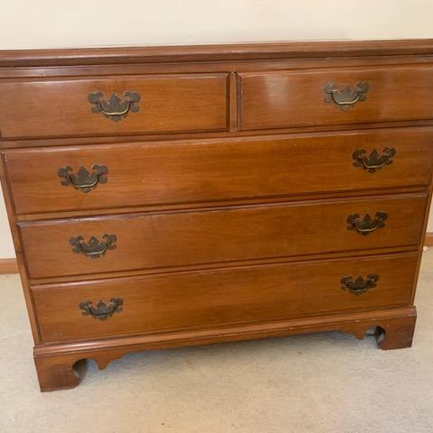 Photo of Chest of drawers 