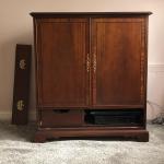 LOT 173M: Vintage TV Cabinet w/ Sony HDMI CD/DVD Player