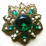 Vintage Costume Jewelry Pin/Brooch
