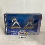 -230- SPORTS | Starting Lineup 2 Figure | Derek Jeter & Omar Vizquel