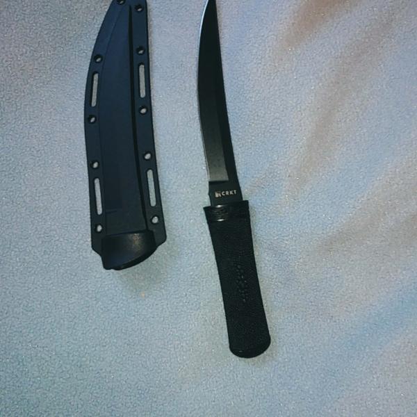 Photo of CRKT Hisastsu knife, not made anymore