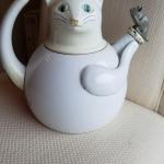 Cat and mouse tea kettle