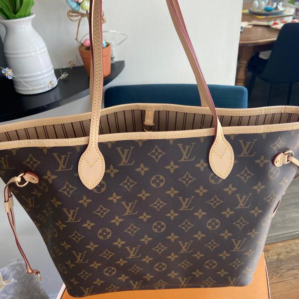 Photo of Louis Vuitton handbag