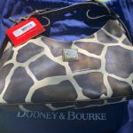 Dooney & Bourke original hand bag!!
