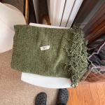 Green Throw Blanket - Lot 427