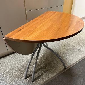 Photo of Folding dining table 