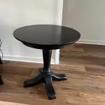 Round table - 26”