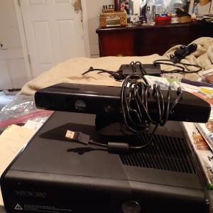 Photo of Xbox 360 with Kinect