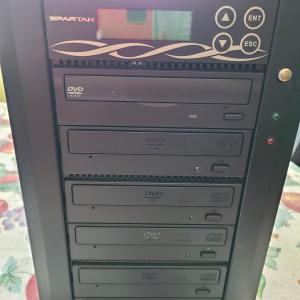 Photo of Spartan DVD/CD DUPLICATOR with power cable