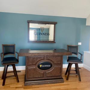 Photo of Guinness bar set