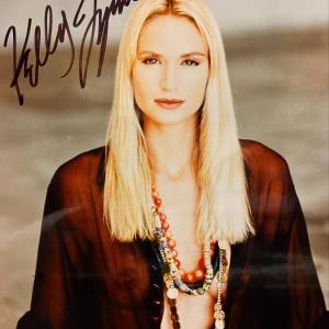 Photo of Kelly Lynch signed photo
