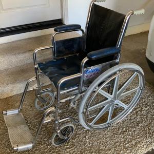 Photo of WHEELCHAIR w/foot rests