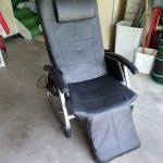 massaging chair with remote control
