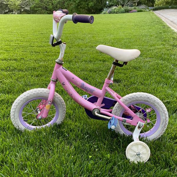 Photo of Disney princess bike with training wheels   