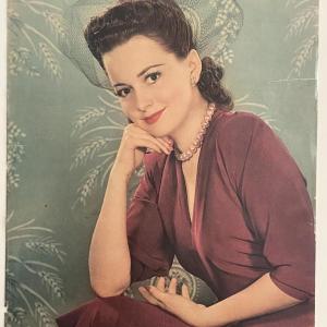 Photo of Sunday News 1942 Olivia de Havilland newspaper cover 