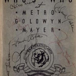 Photo of Who's Who signed Metro Goldwyn Mayer Book Groucho marx, Clark Gable