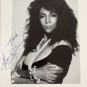 Photo of The Supremes Mary Wilson signed photo