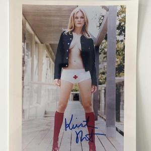 Photo of Actress Kirsten Dunst signed photo