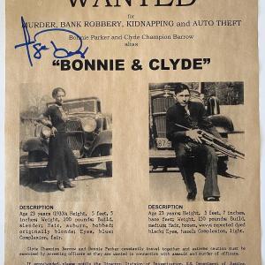 Photo of Faye Dunaway signed "Bonnie and Clyde" photo- JSA