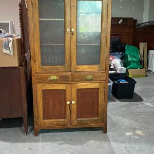 Photo of 1920's hutch