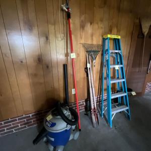 Photo of Garage Lot