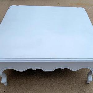 Photo of White coffee table